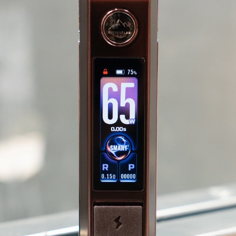 Kit Drag 6 VOOPOO : 220W, batterie intégrée, clearomiseur 5 ml