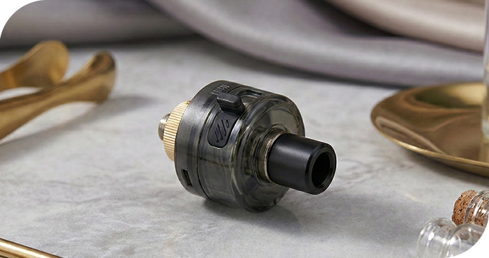 le remplissage latéral du réservoir 