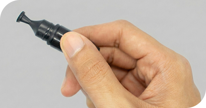 un clearomiseur qui tourne dans le vide quand je le visse à ma box 